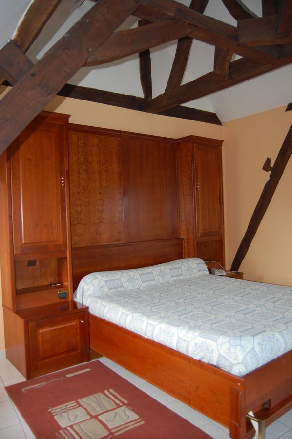 Appart'Hotel La Suze Sur Sarthe Exterior photo
